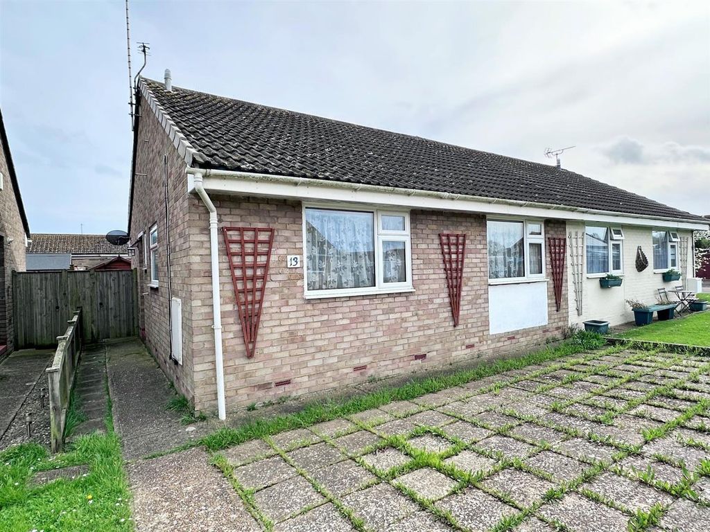 2 bed bungalow for sale in Keats Walk, Eastbourne BN23, £269,950 Zoopla