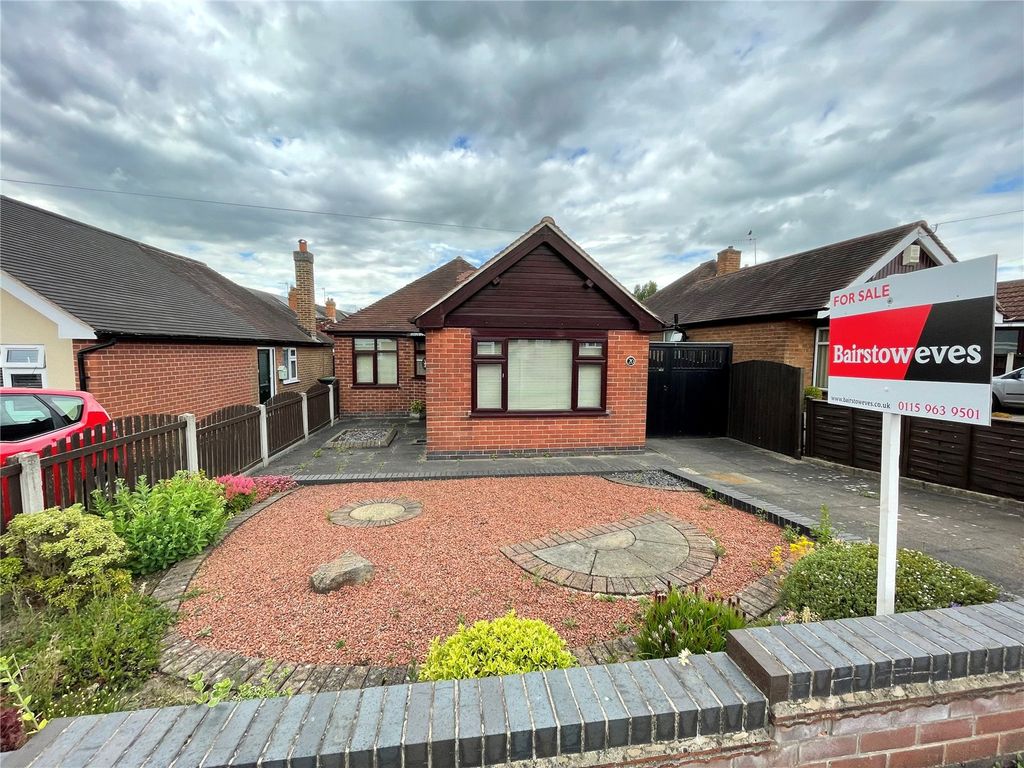 2 bed bungalow for sale in Giltbrook Crescent, Giltbrook, Nottingham