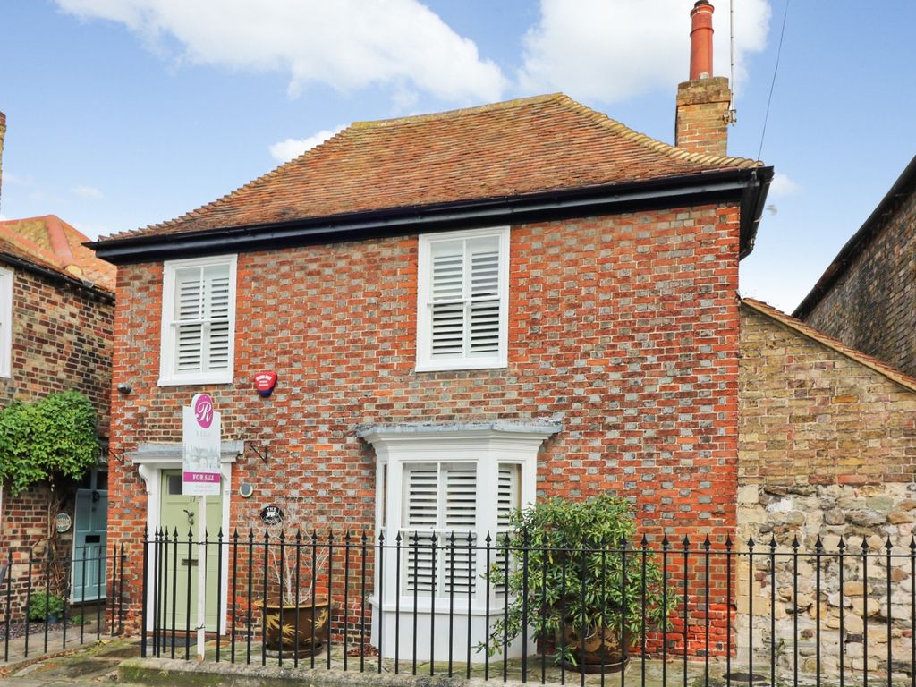 3 bed linkdetached house for sale in New Street, Sandwich CT13 Zoopla