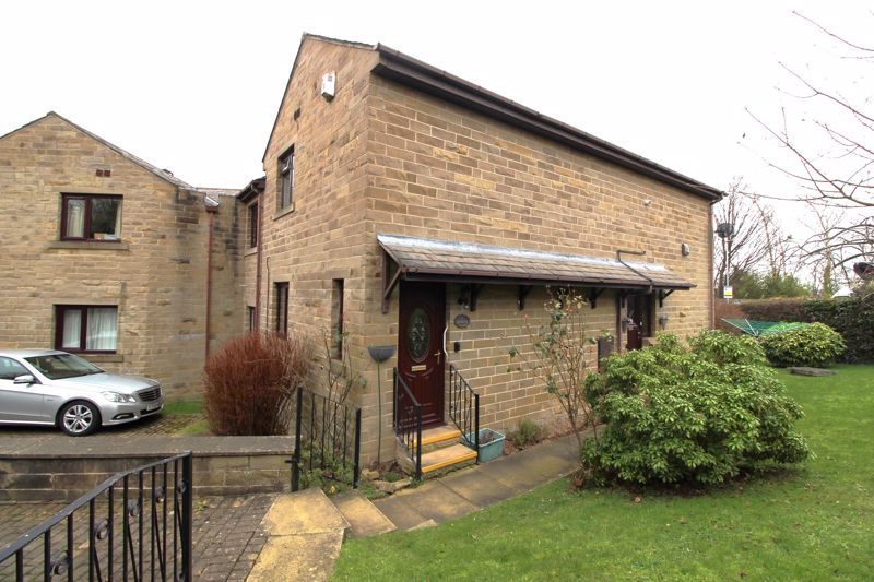 1 bed flat for sale in Hudroyd, Almondbury, Huddersfield HD5, £85,000