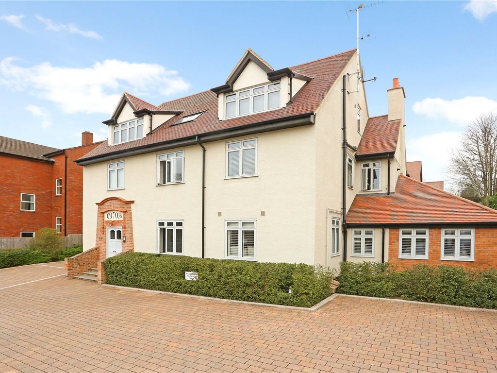 2 bed flat for sale in Arden Court, Arden Grove, Harpenden, Hertfordshire AL5 Zoopla