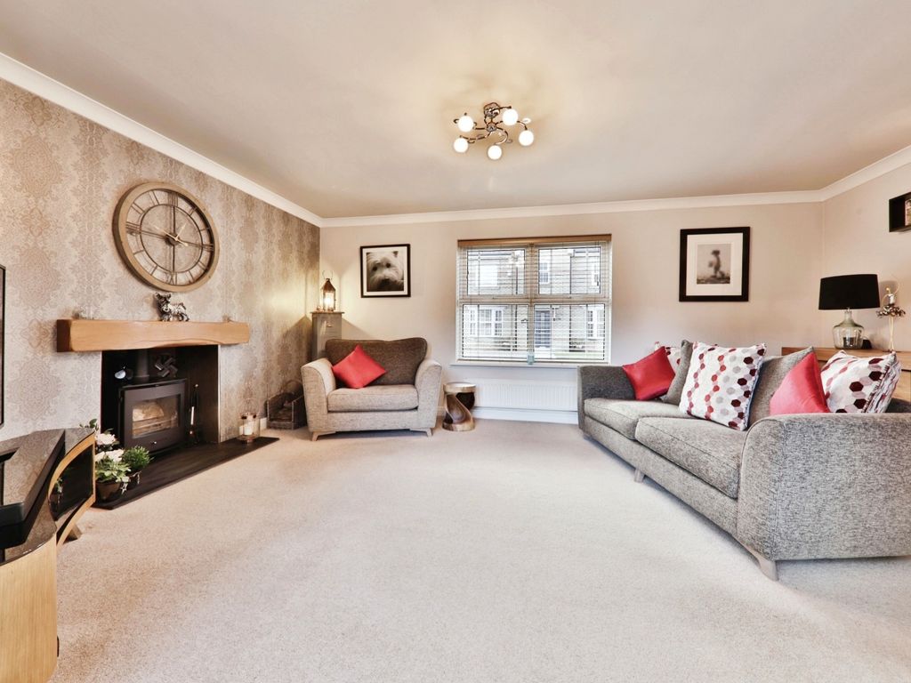 5 bed detached house for sale in Longmans Lane, Cottingham HU16, £