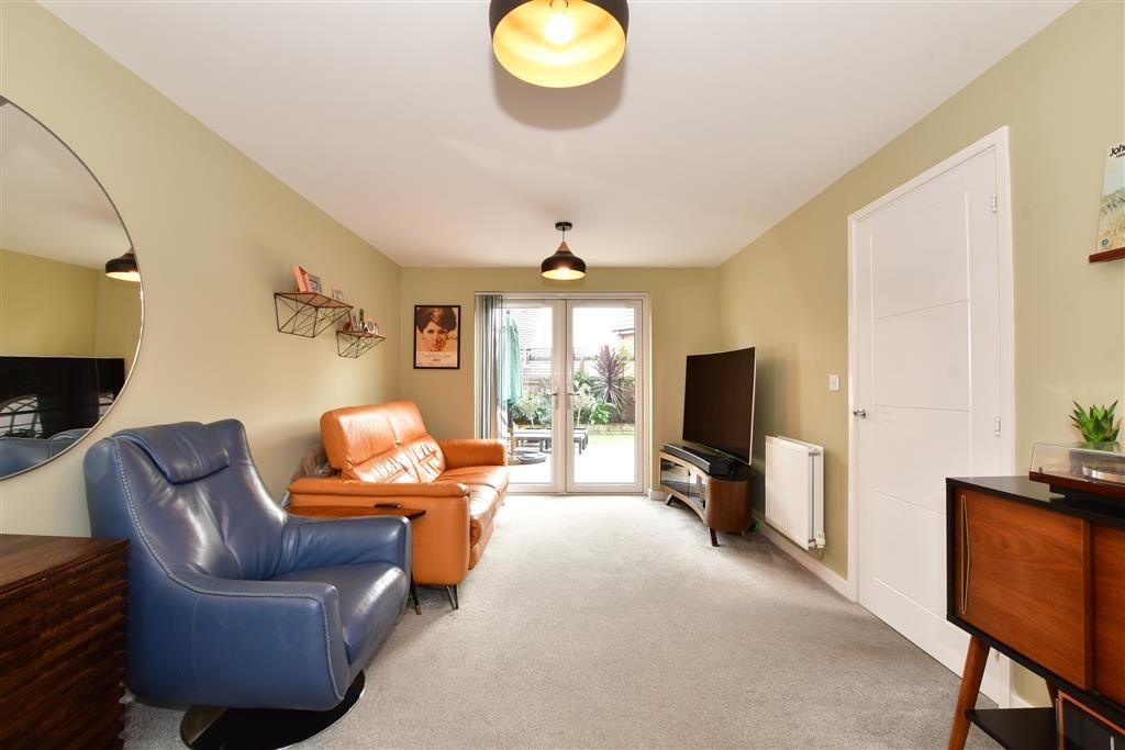 Radwinter Mews, Wickford, Essex SS12  