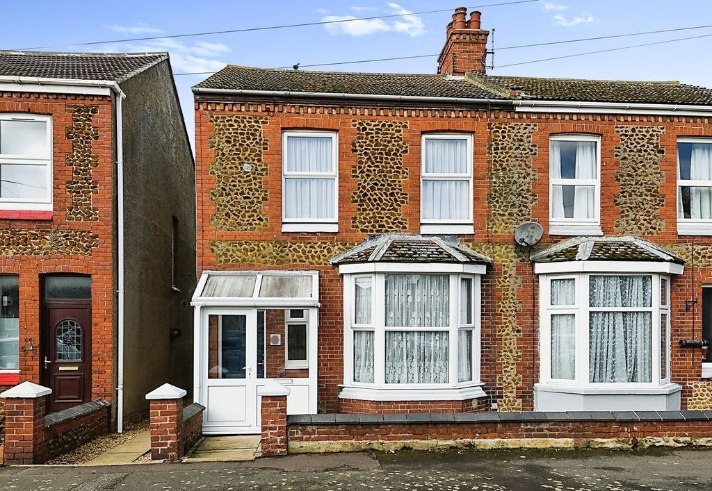 3 bed semidetached house for sale in Seagate Road, Hunstanton PE36