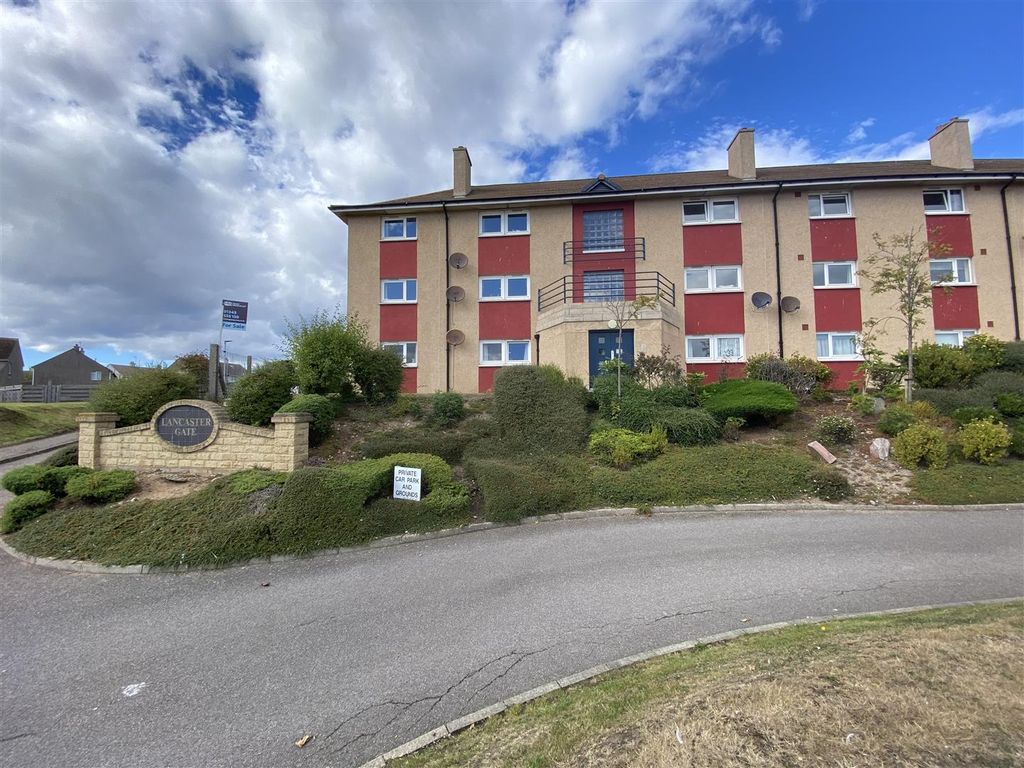 2 bed flat for sale in Flat 4, Lancaster Gate, Manson Terrace