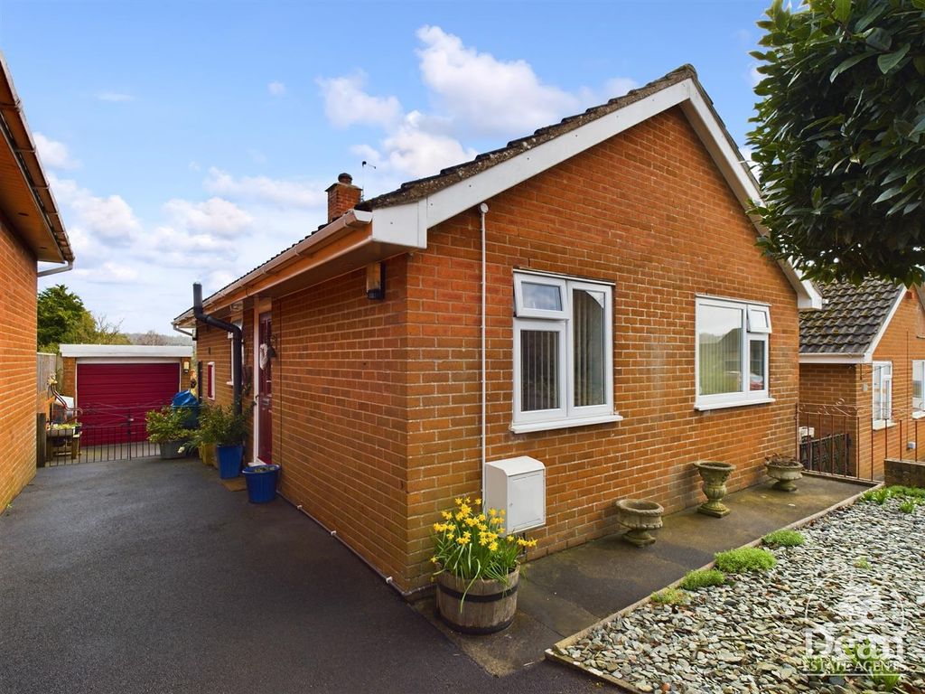 2 bed bungalow for sale in Bracken Road, Drybrook GL17, £239,950 Zoopla