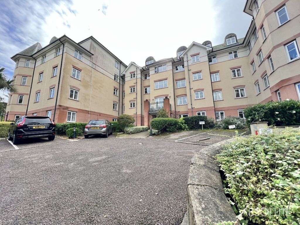 2 bed flat for sale in Saxon Heights, New Road, Brixham, Devon TQ5, £