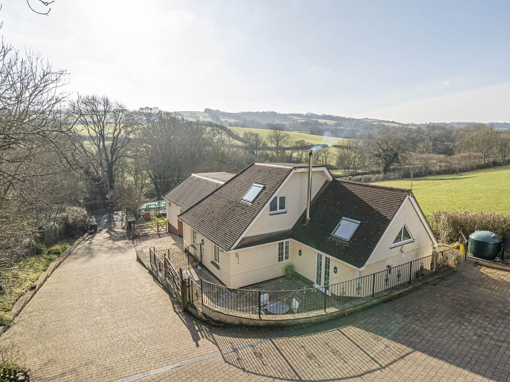 5-bed-bungalow-for-sale-in-whitestone-exeter-devon-ex4-zoopla