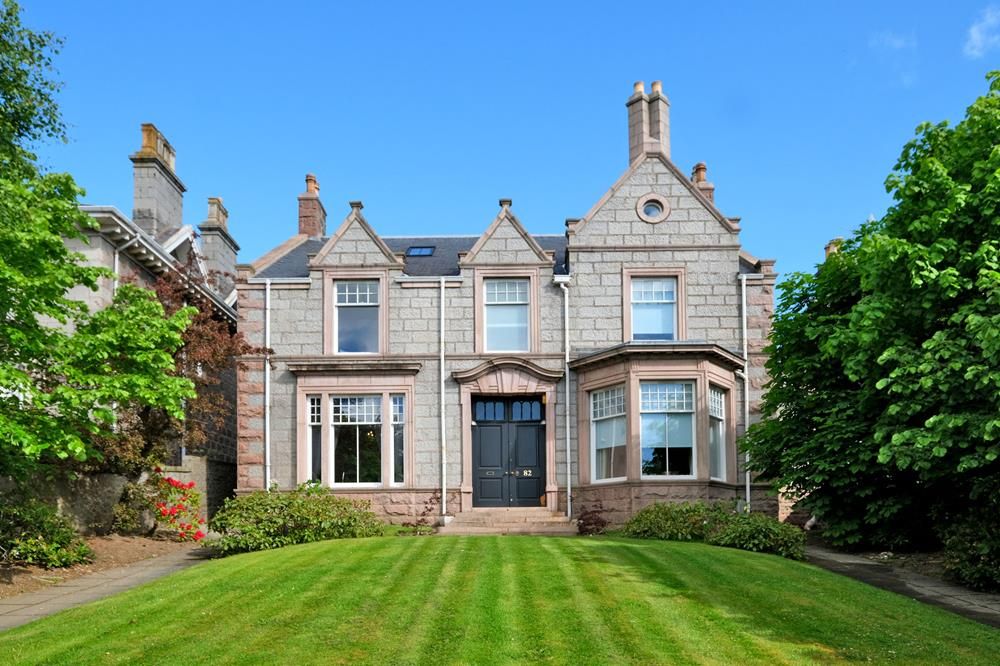 2 bed to rent in Queens Road, Ground Floor AB15, £1,600 pcm