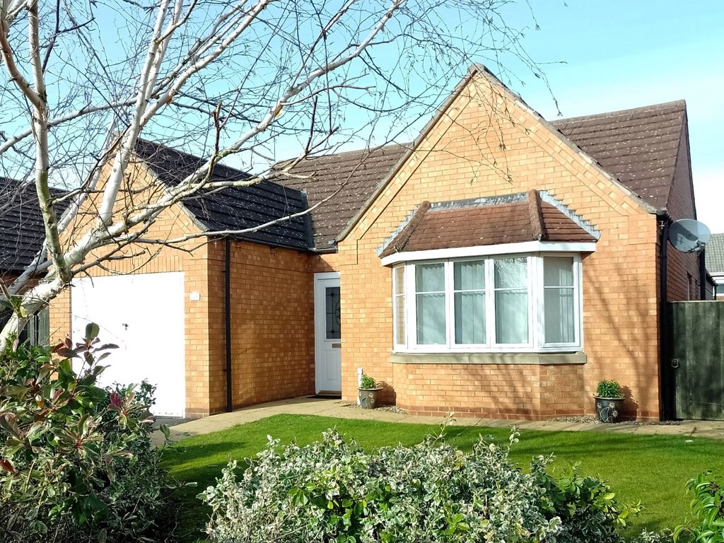 3 bed bungalow for sale in Centurion Way, Scarborough, North Yorkshire