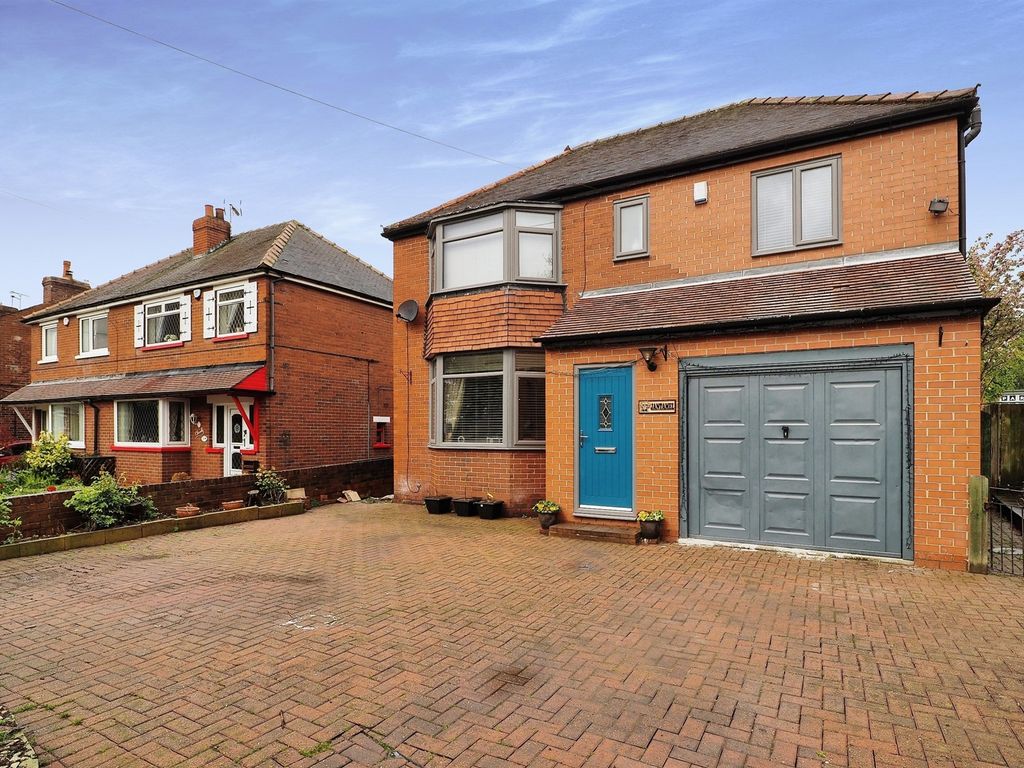 4 bed detached house for sale in Vicarage Lane, Royston, Barnsley S71
