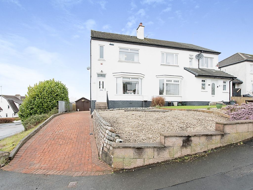 3 bed semidetached house for sale in Crosslees Park, Thornliebank