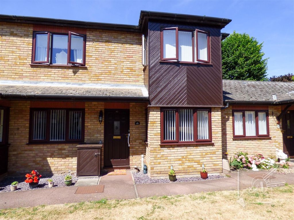 2 bed property for sale in St. James Oaks, Trafalgar Road, Gravesend DA11 Zoopla