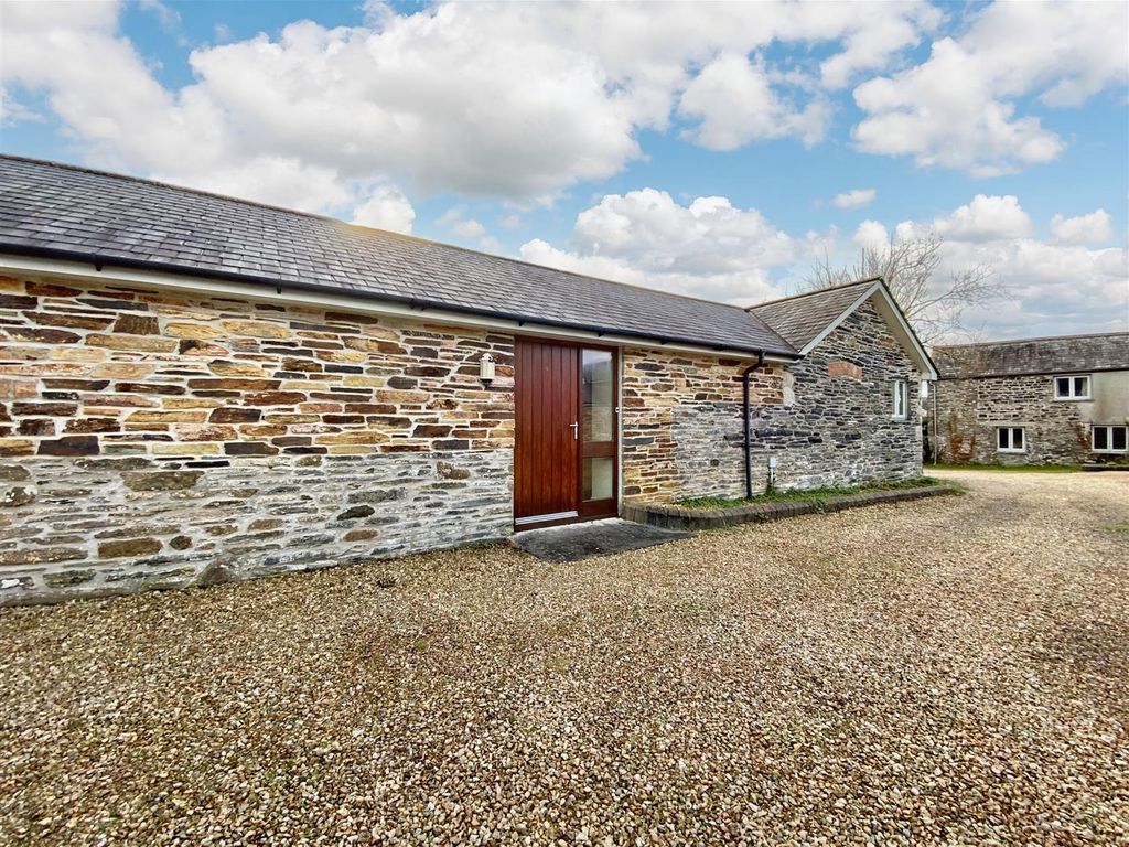 3 bed bungalow to rent in Egloshayle, Wadebridge PL27, £1,200 pcm Zoopla