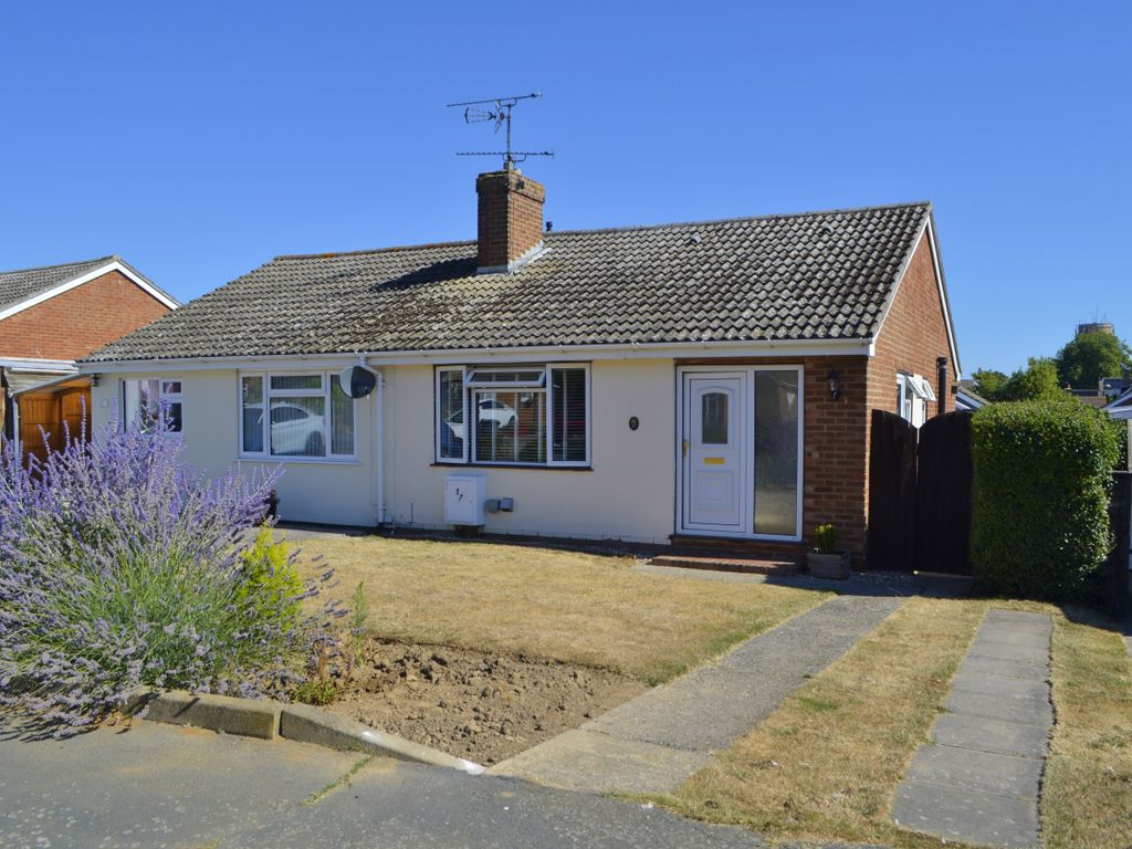 2 bed semidetached bungalow for sale in Chatsworth Crescent, Trimley