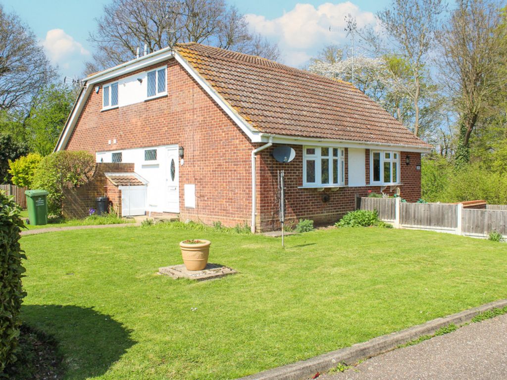 1 bed bungalow for sale in Beauchamps Drive, Wickford SS11 Zoopla