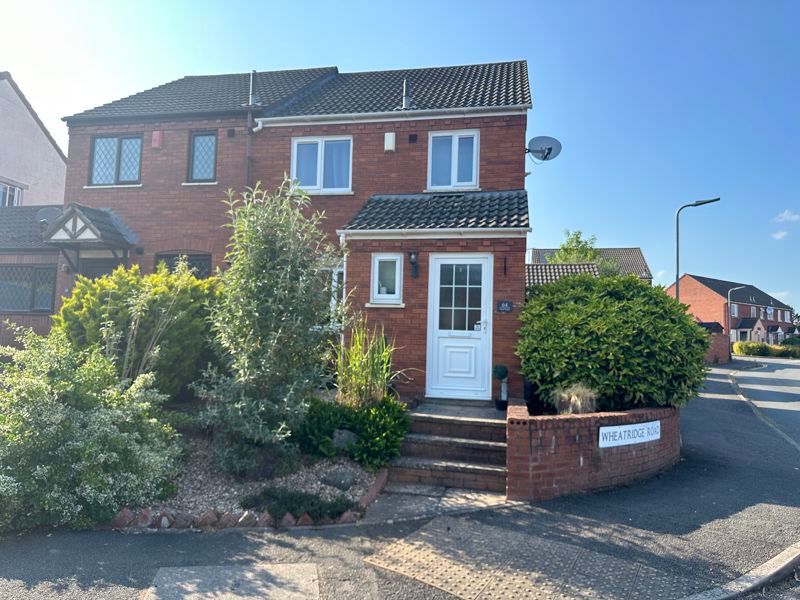 3 bed semidetached house for sale in Wheatridge Road, Belmont