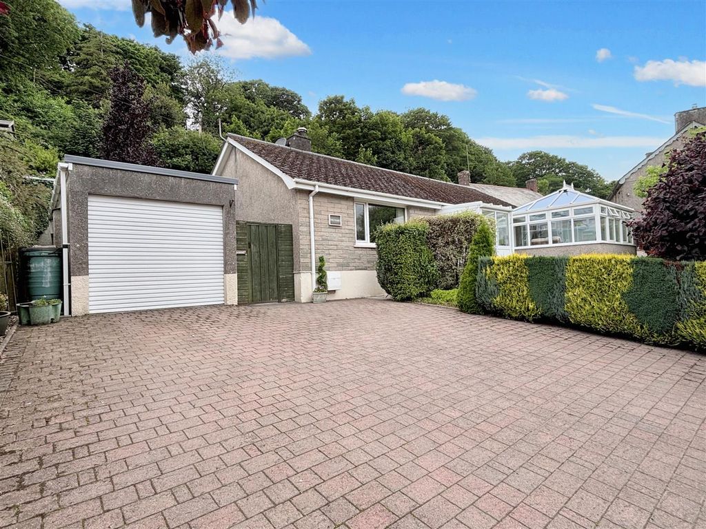 3 bed bungalow for sale in Old Hill, Helston TR13, £350,000 Zoopla