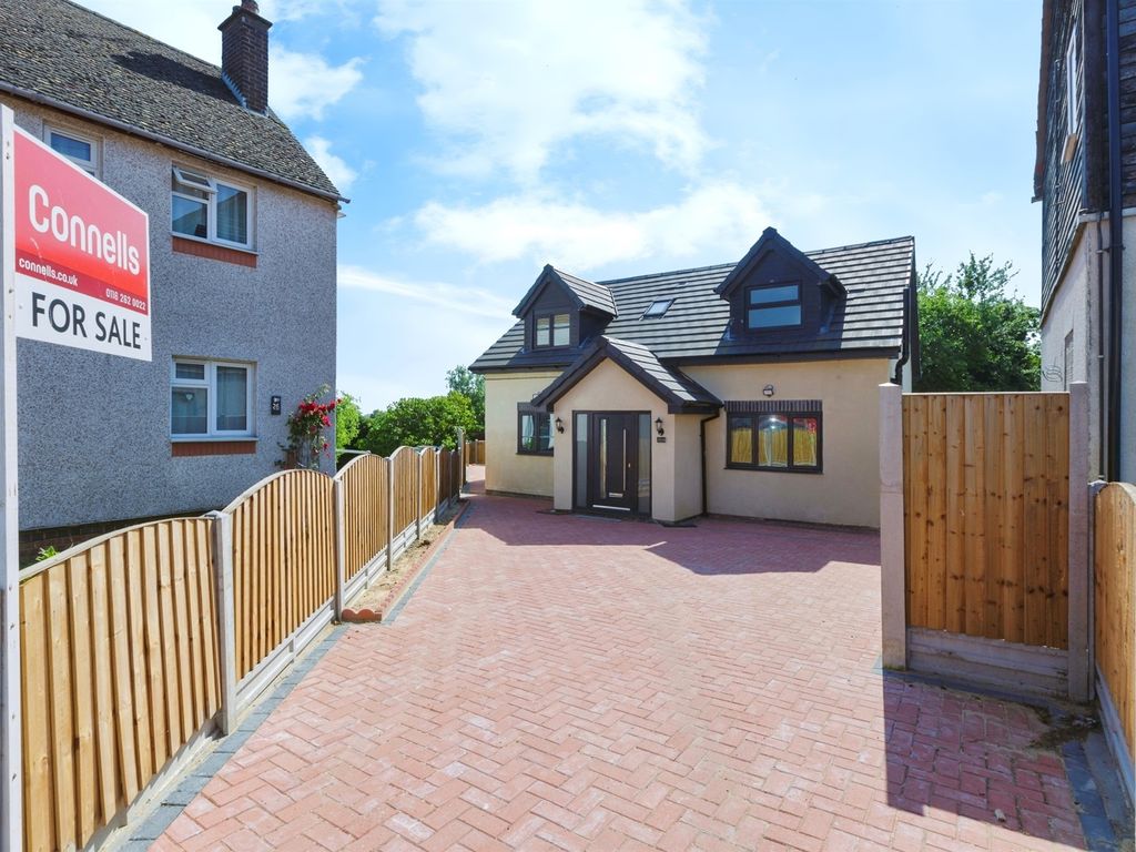 3 bed detached house for sale in The Close, Anstey, Leicester LE7, £