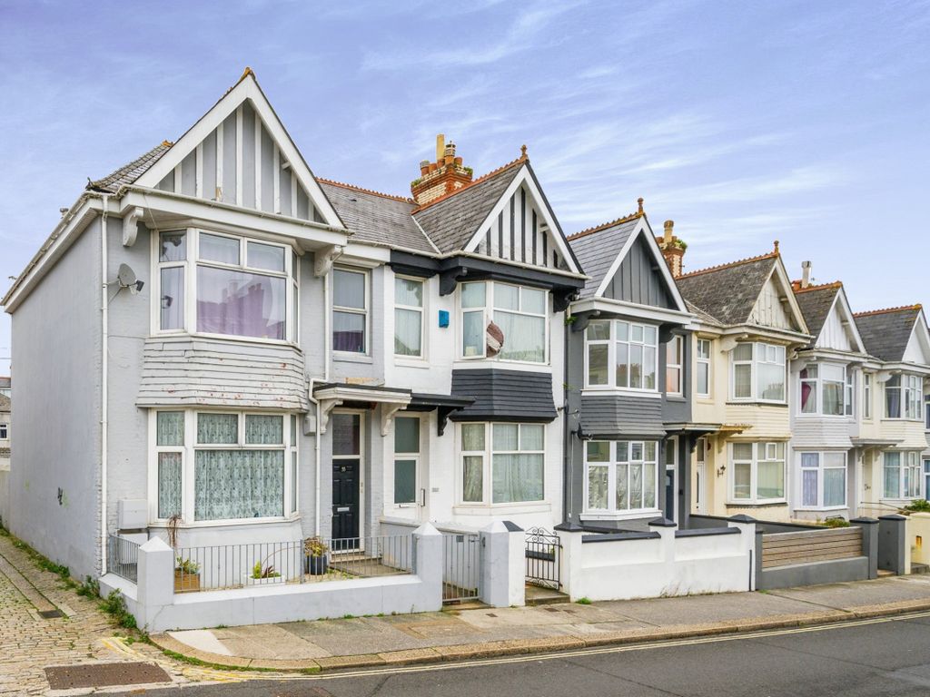 3 bed flat to rent in Mount Gould Road, Plymouth PL4 Zoopla