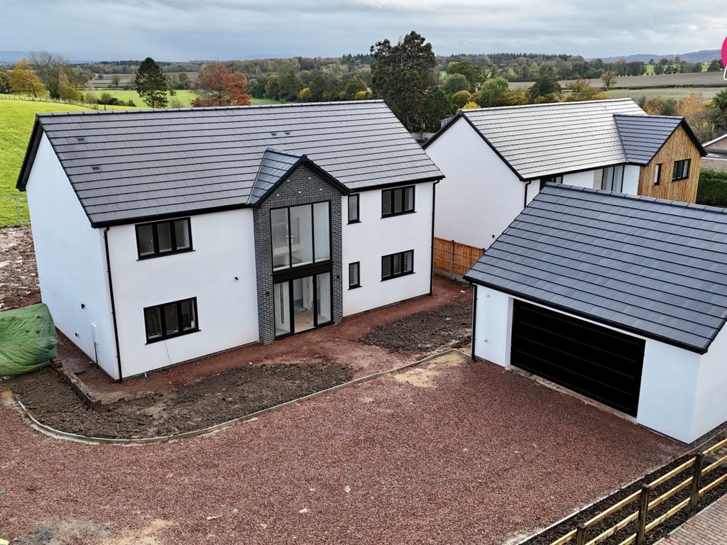 New home, 4 bed detached house for sale in Plot 1 Broom Hill, Huntley