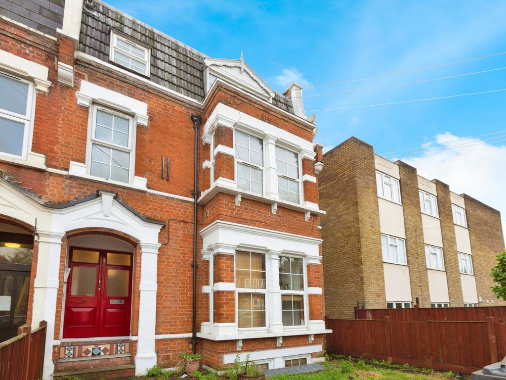 2 bed for sale in 17 Teesdale Road, London E11, £375,000