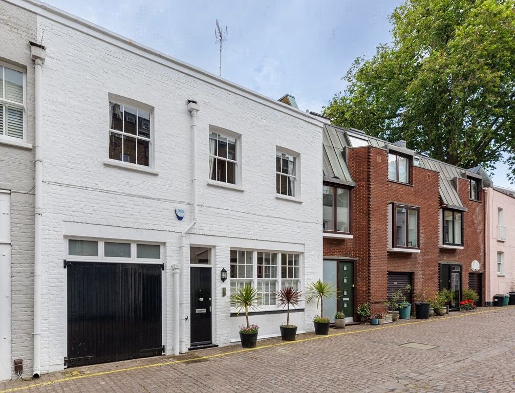 2 bed mews for sale in Queens Gate Mews, London SW7, £2,250,000 Zoopla
