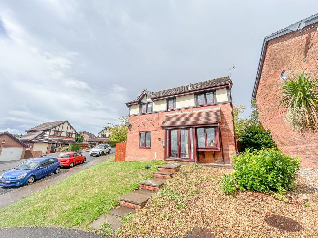4 bed detached house for sale in Badgers Walk, Undy NP26 Zoopla