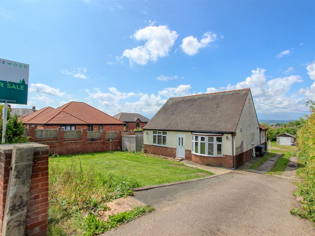 3 bed detached bungalow for sale in Chesterfield Road, Brimington