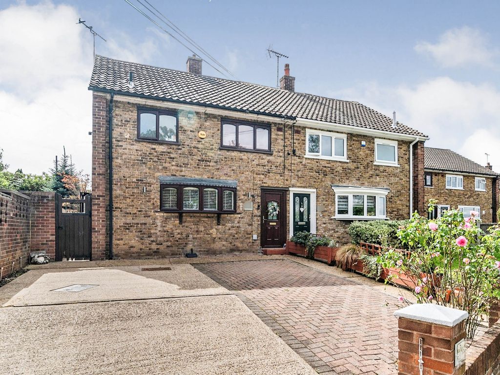 3 bed semidetached house for sale in Stifford Clays Road, Stifford