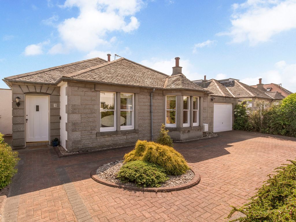 3 bed detached bungalow for sale in 5 North Gyle Drive, Corstorphine