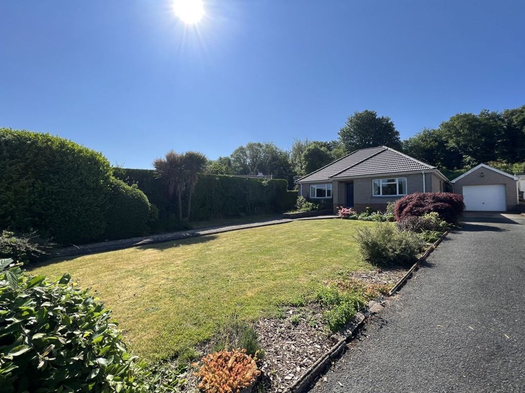 3 bed detached bungalow for sale in High Trees Road, Gilwern