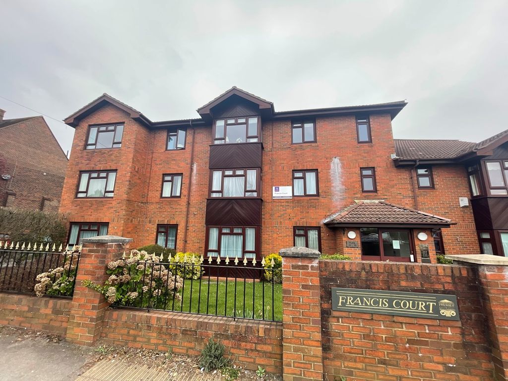 Worplesdon Road, Guildford, Guildford GU2  