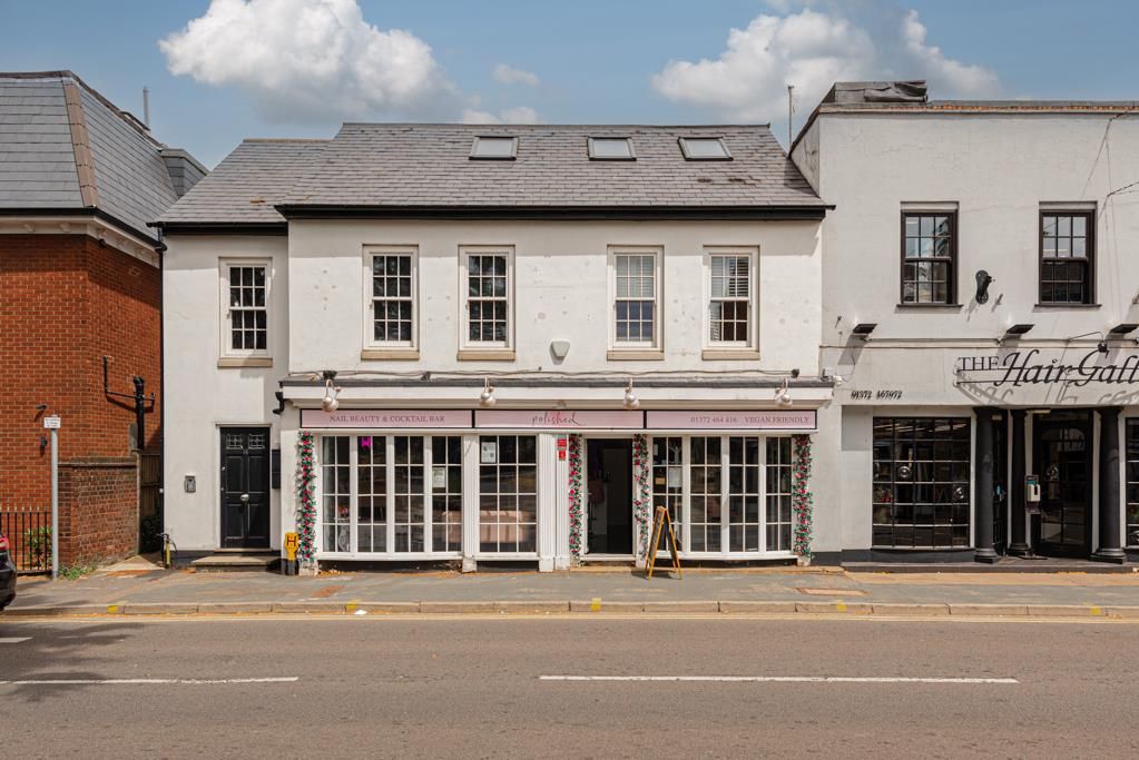 2 bed flat to rent in The Elms, Church Road, Claygate, Esher KT10 Zoopla