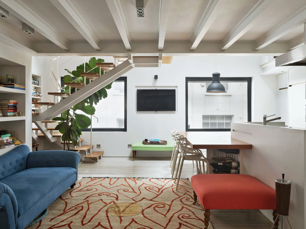 Lyall Mews West London SW1X  