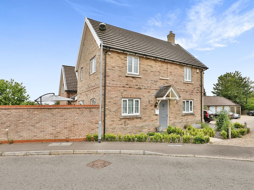4 bed detached house for sale in Bell Meadow, Hingham, Norwich NR9 Zoopla