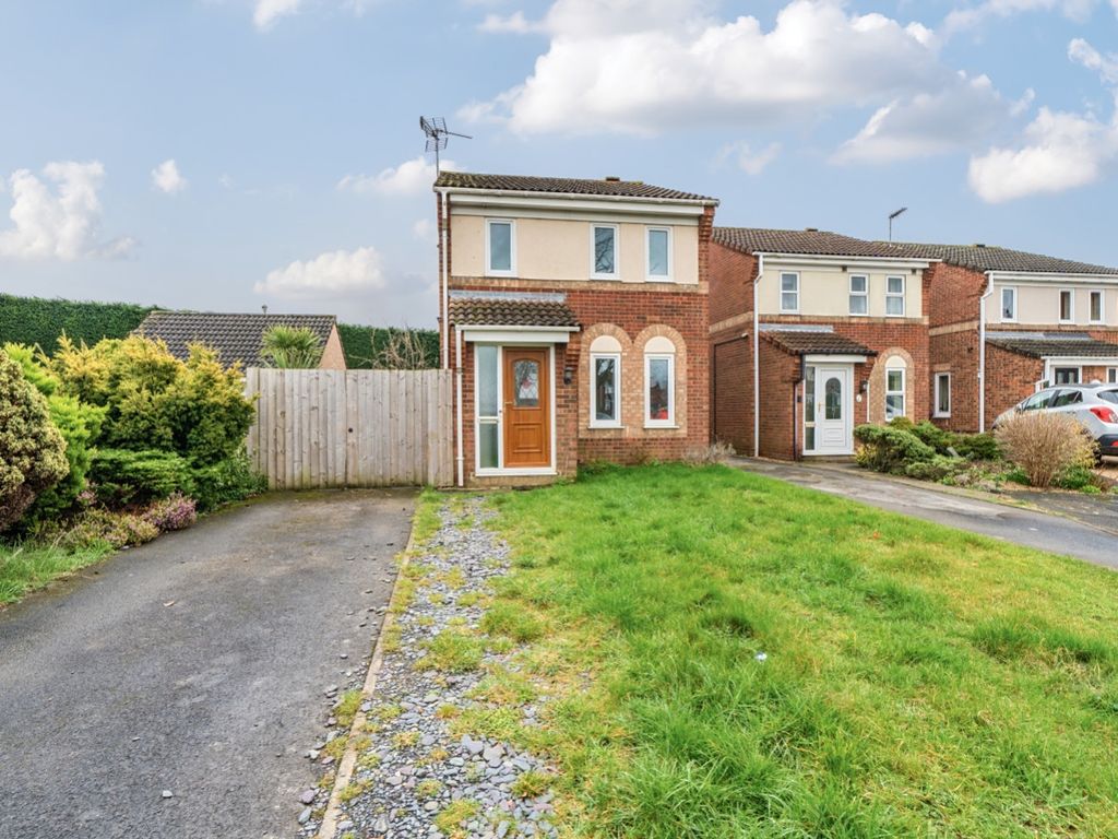 3 bed detached house for sale in Robin Close, Sleaford, Lincolnshire NG34, £159,950 Zoopla