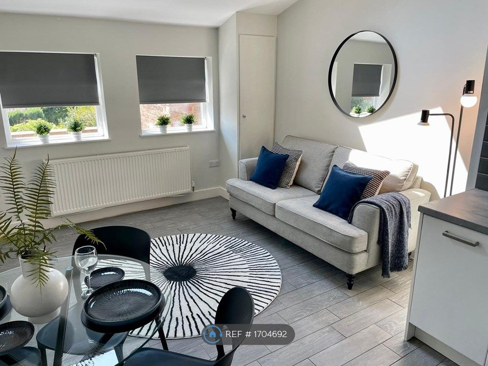 2 bed flat to rent in Gladstone Street, Woolton, Liverpool L25 Zoopla