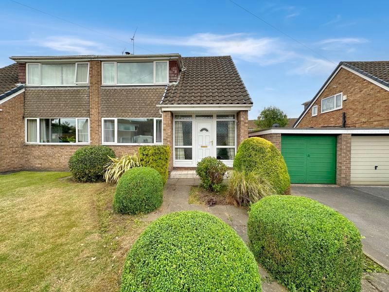 3 bed semidetached house for sale in The Orchard, Carleton, Pontefract