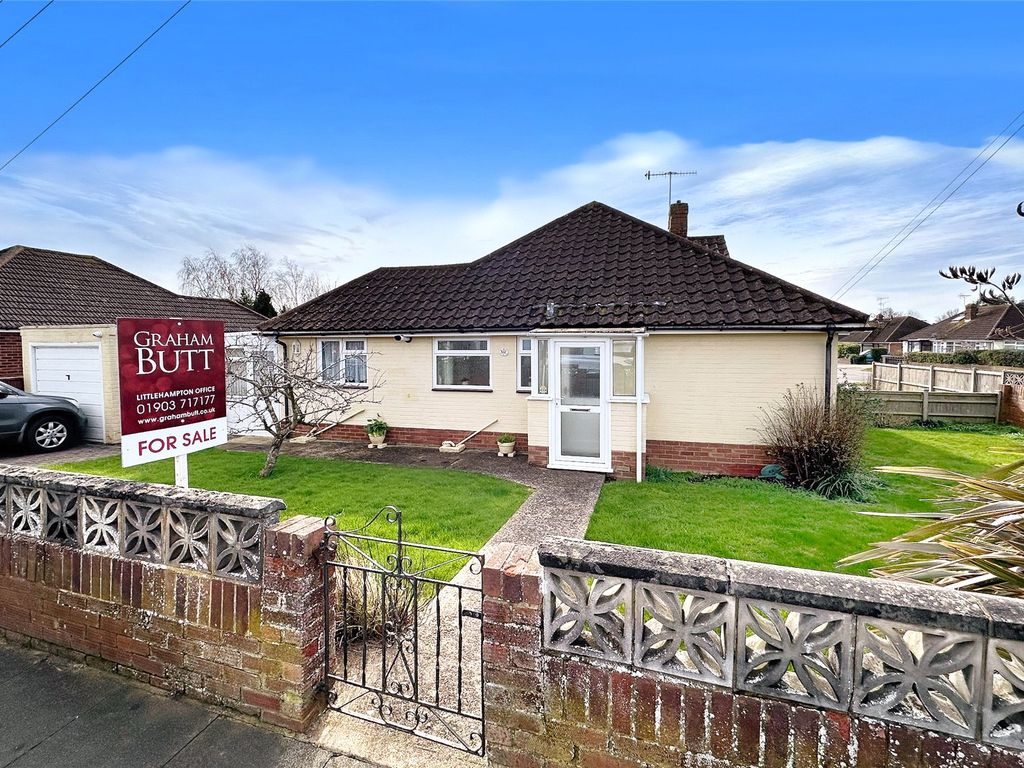 2 bed bungalow for sale in Manning Road, Wick, Littlehampton, West
