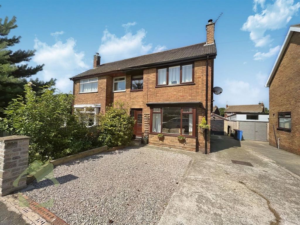3 bed semidetached house for sale in Catterall Gates Lane, Catterall