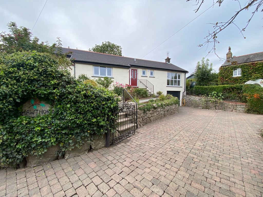 4 bed detached bungalow for sale in Ulverston Road, Gleaston, Ulverston