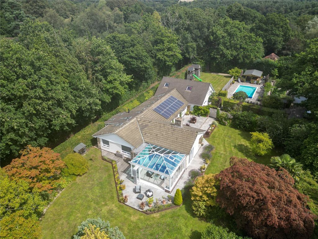 4 bed bungalow for sale in Back Lane, Cross In Hand, Heathfield, East