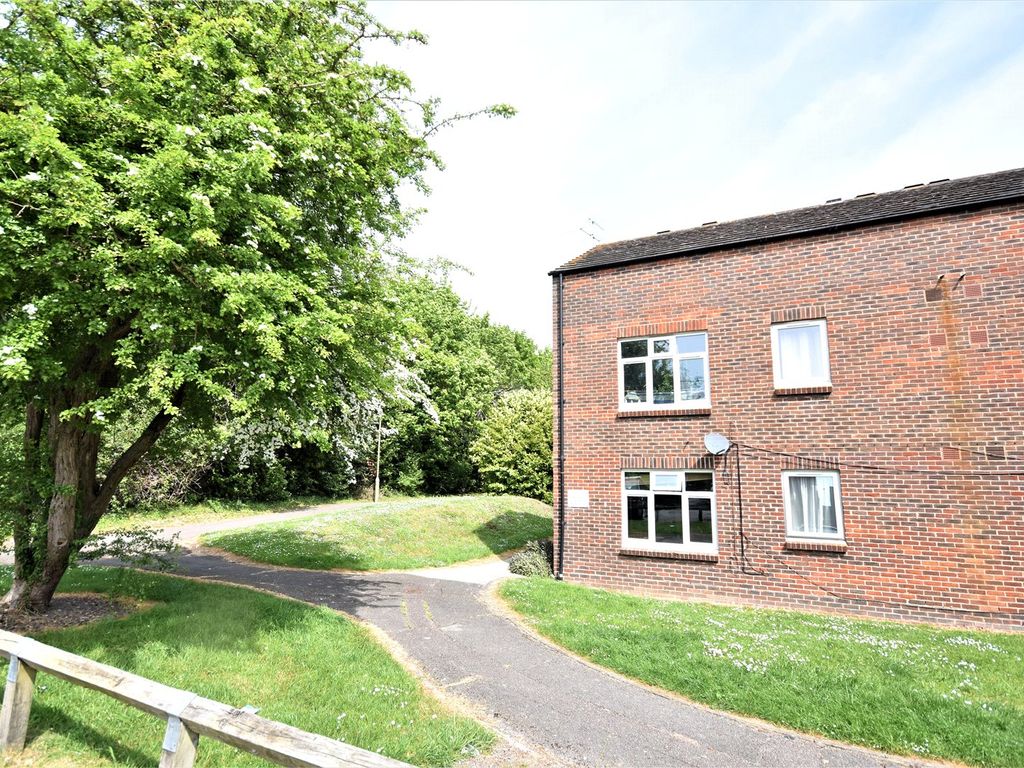 1 bed flat for sale in Kibble Close, Didcot OX11 Zoopla