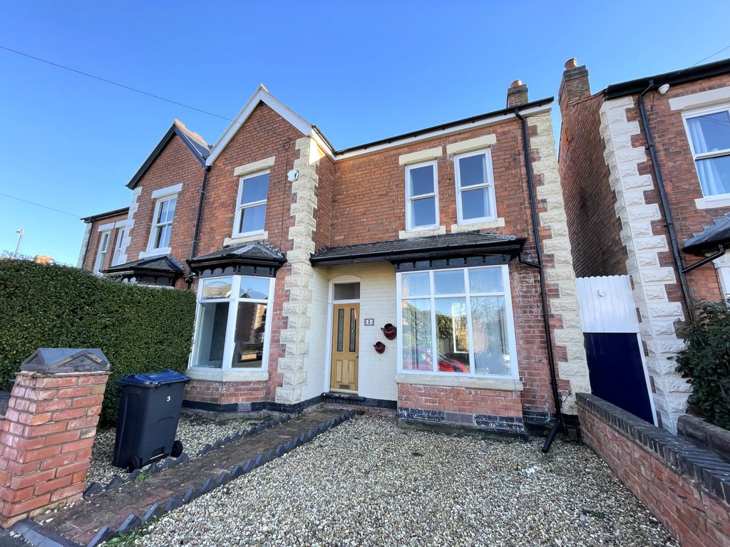 2 bed semidetached house to rent in Sycamore Road, Erdington