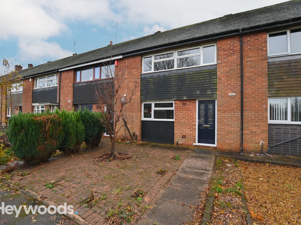 3 bed town house for sale in Lanark Walk, NewcastleUnderLyme ST5, £