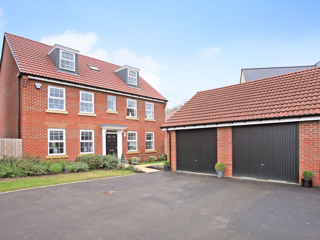 Snell Mead Devizes SN10  