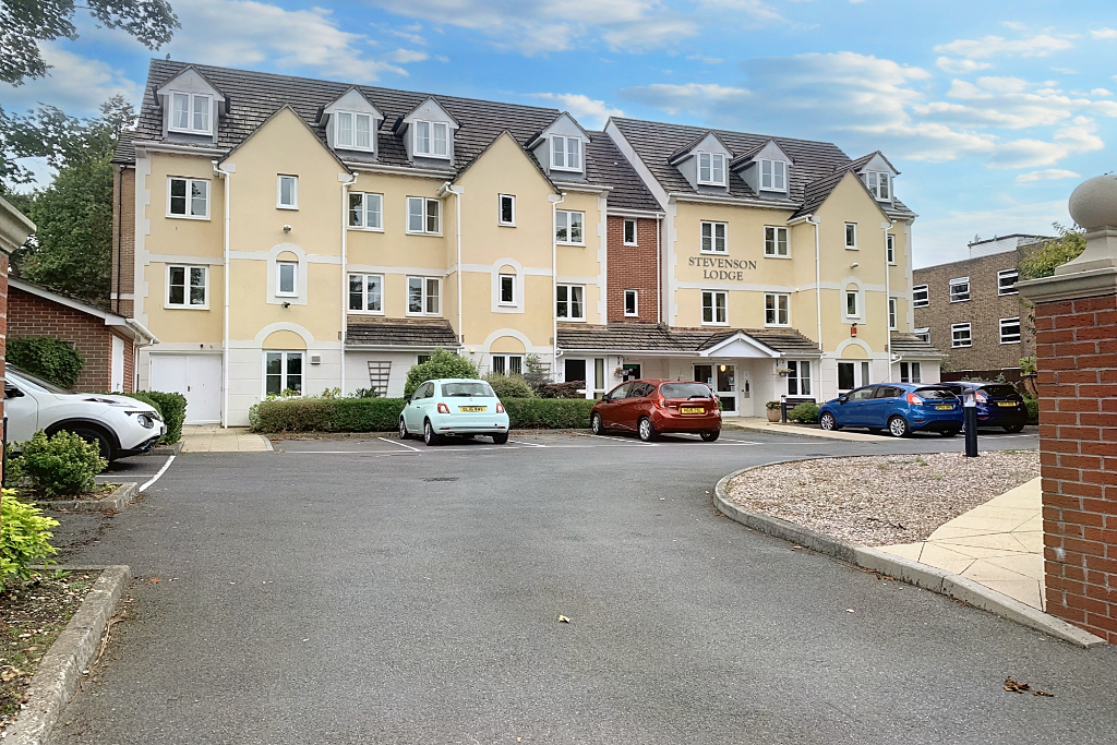 2 bed property for sale in 39 Poole Road, Westbourne, Bournemouth BH4