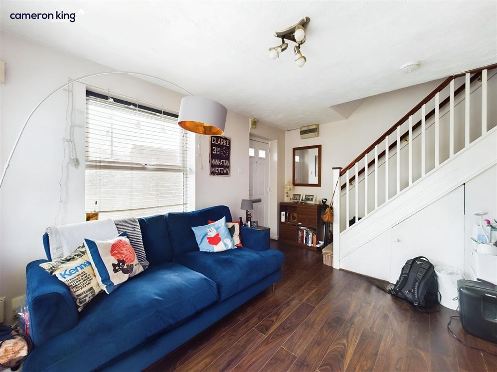 1 bed end terrace house for sale in Eltham Avenue, Cippenham, Slough SL1, £280,000 Zoopla