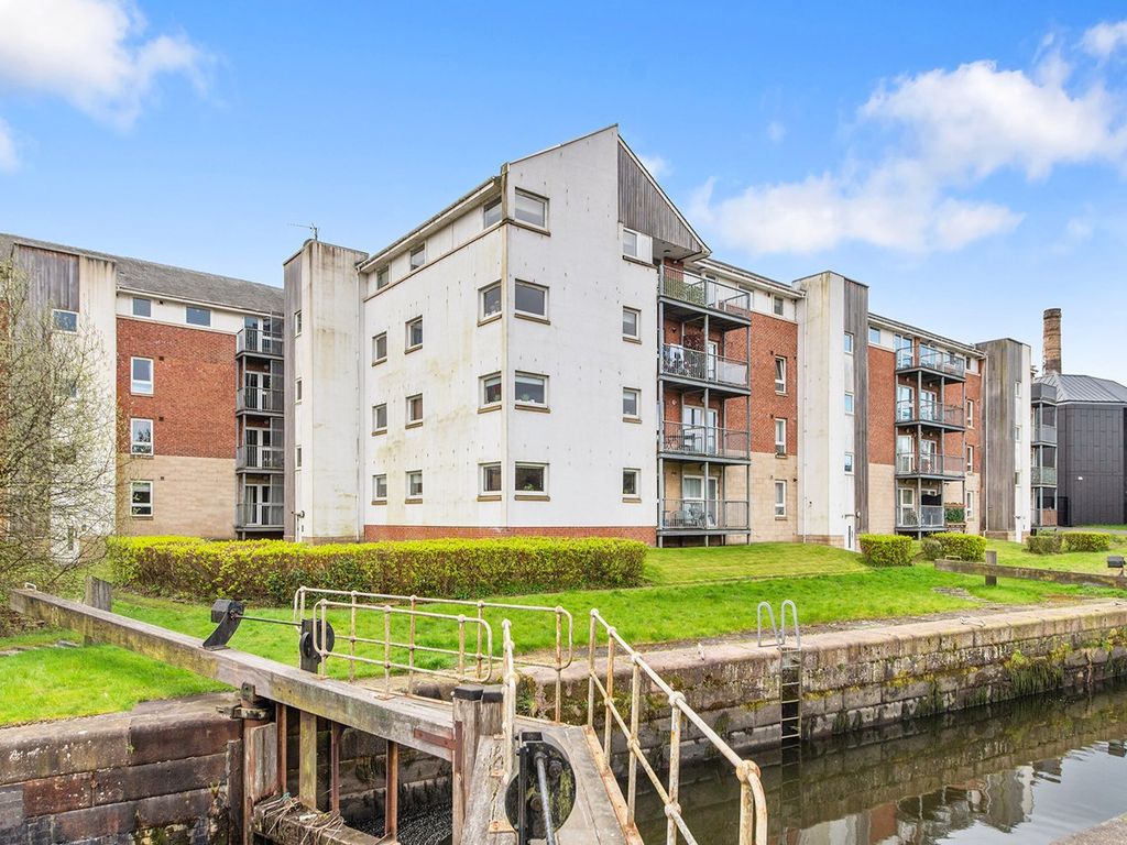 2 bed flat for sale in The Maltings, Falkirk FK1, £125,000 Zoopla